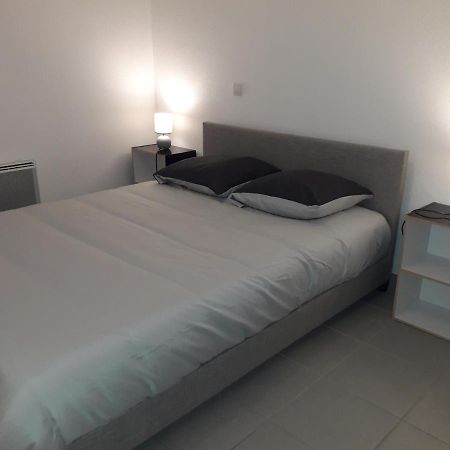 Bel Appartement En Residence Avec Parking Prive Arvert 외부 사진